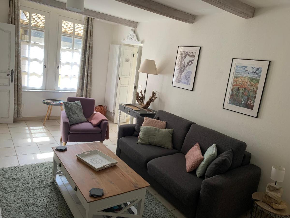 Uzès à pied, Appartement dans cadre d'exception Esterno foto