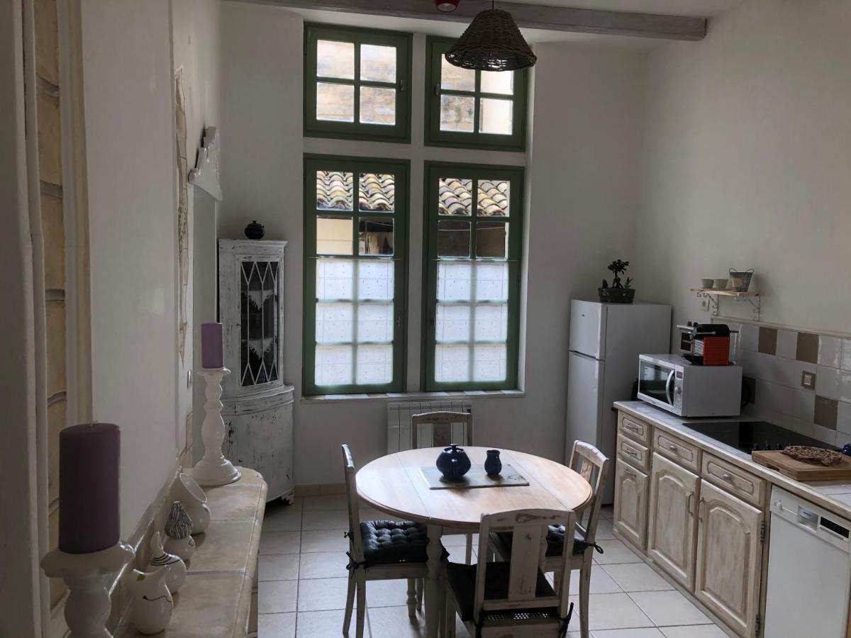 Uzès à pied, Appartement dans cadre d'exception Esterno foto